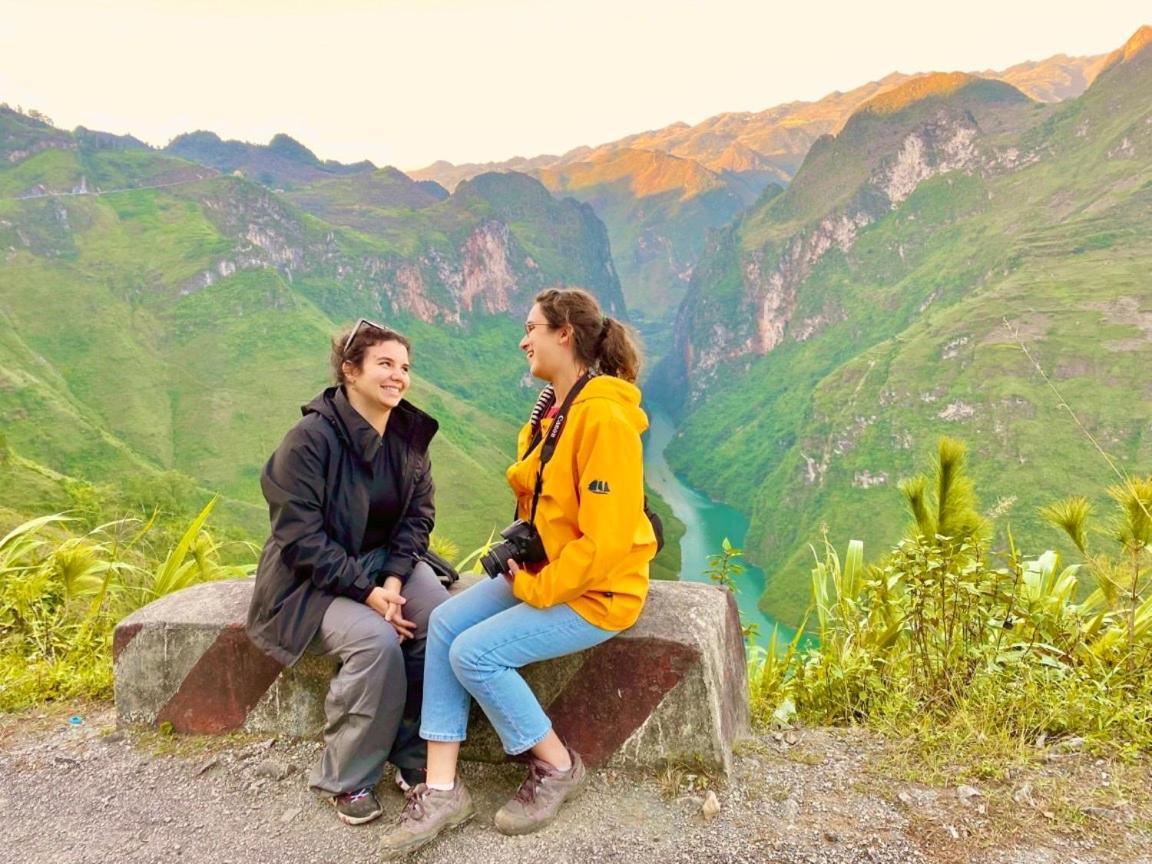 Royal Hotel Ha Giang Kültér fotó